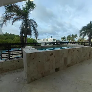 Aldea Thai Beachfront Apartamento